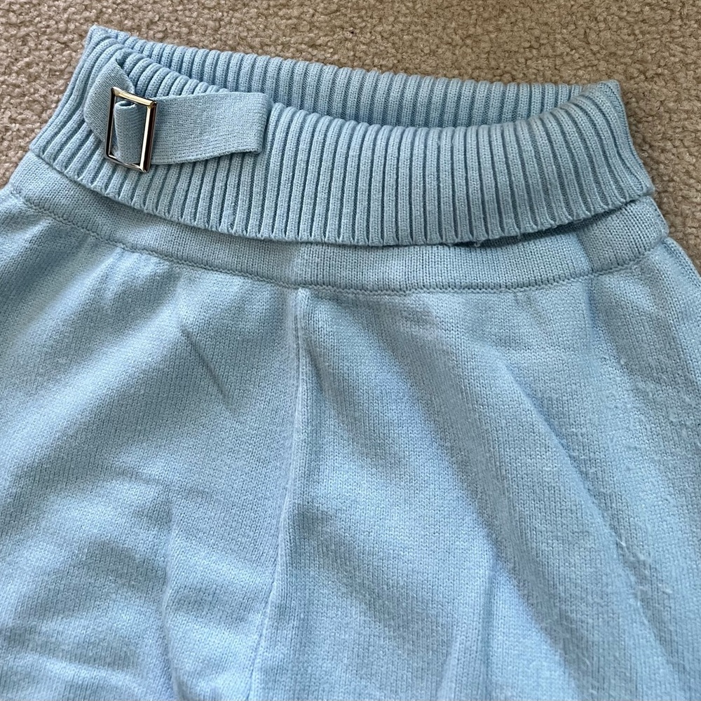Lillusory 2-Piece Sweater Set Size Small - Picture 5 of 7